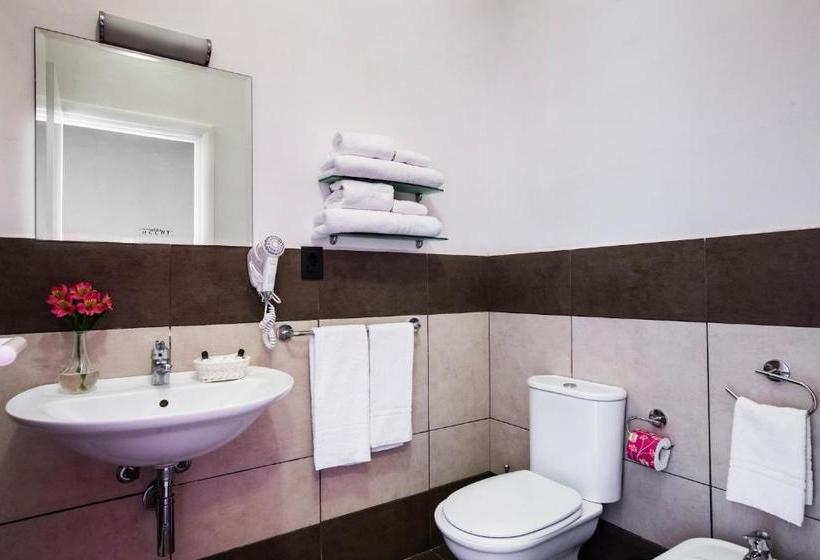 酒店 Kyanos Residence