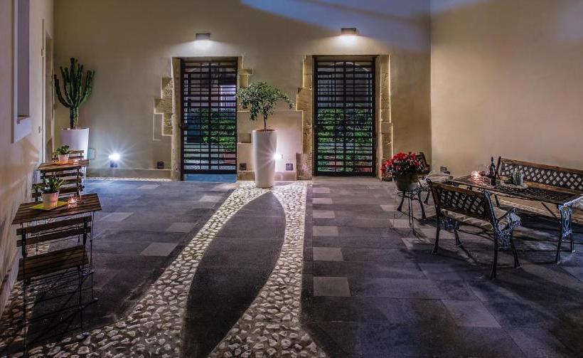 酒店 Kyanos Residence