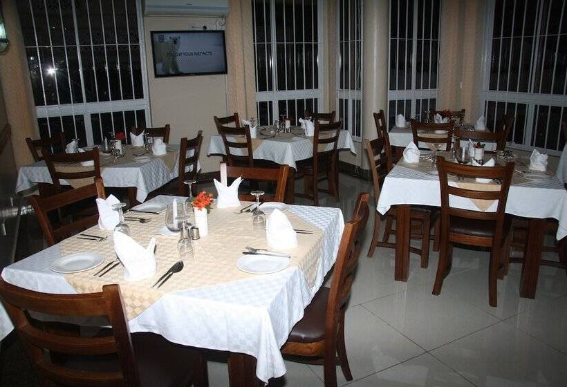 هتل Pavilion Holiday Resort