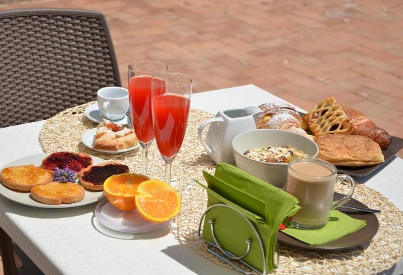 Отель Re Umberto Suite