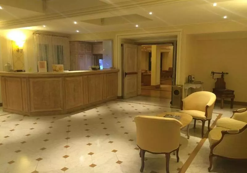 Suite Hotel Nettuno