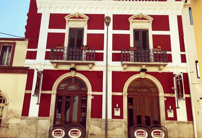 Отель Valentino