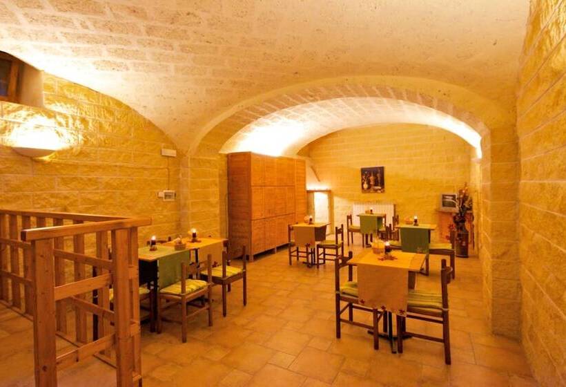 Отель Valentino