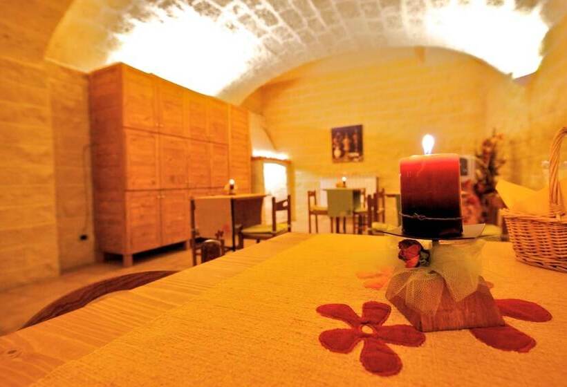 Отель Valentino