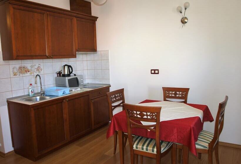 בית מלון כפרי Villa Armin