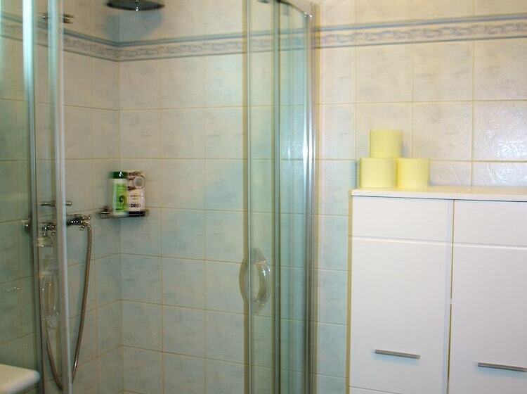 בית מלון כפרי Villa Armin