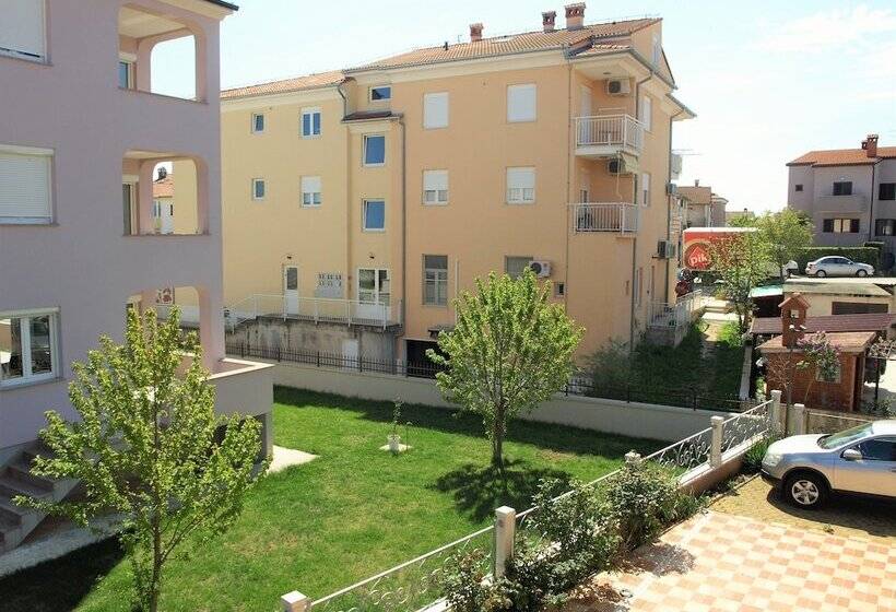 בית מלון כפרי Villa Armin