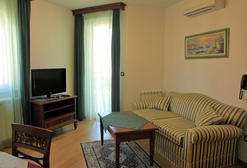 בית מלון כפרי Villa Armin