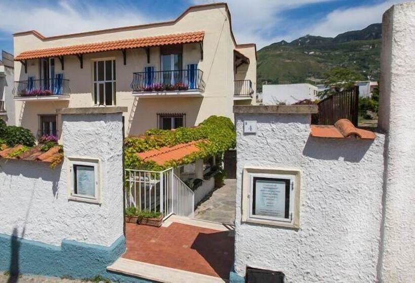 בית מלון כפרי Villa Mafalda