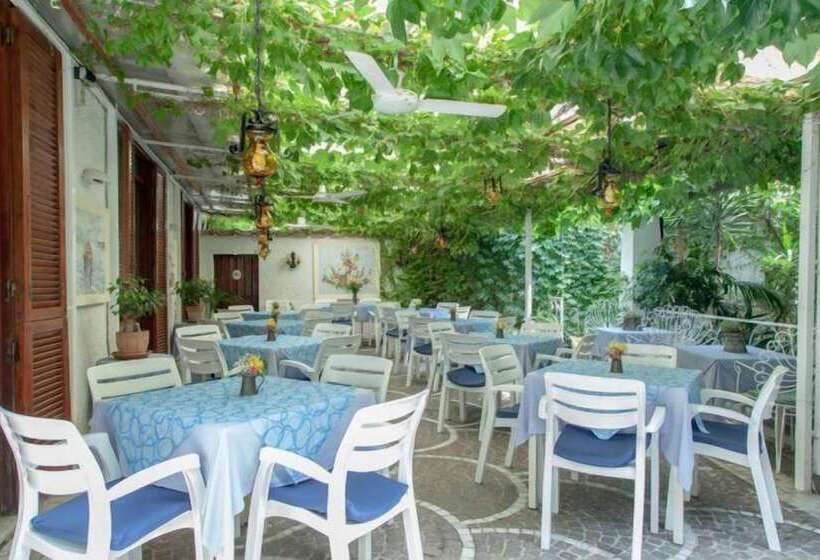 בית מלון כפרי Villa Mafalda