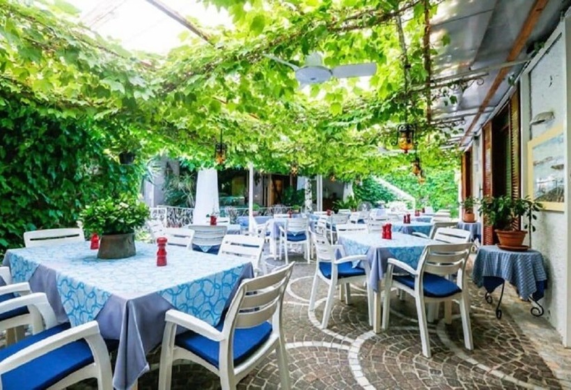 בית מלון כפרי Villa Mafalda