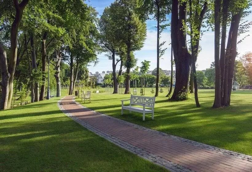Relais & Châteaux Hotel Quadrille   Adults Only