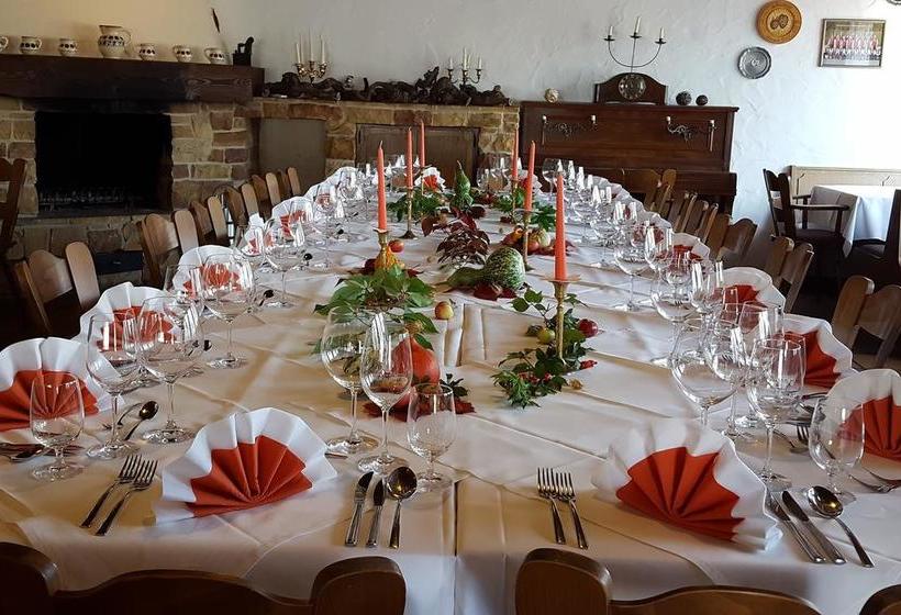 Hotel Gasthof Neun Linden