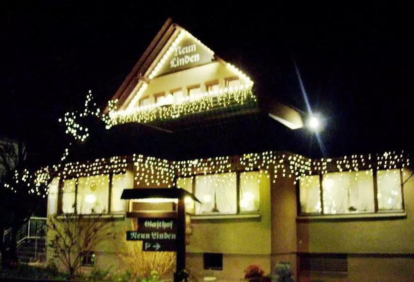 ホテル Gasthof Neun Linden