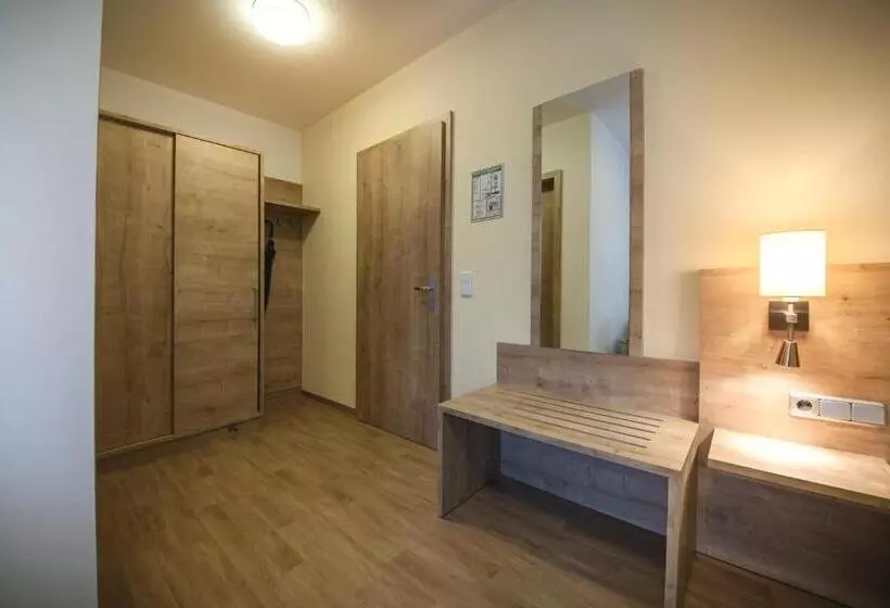 Gasthof   Hotel Zur Post