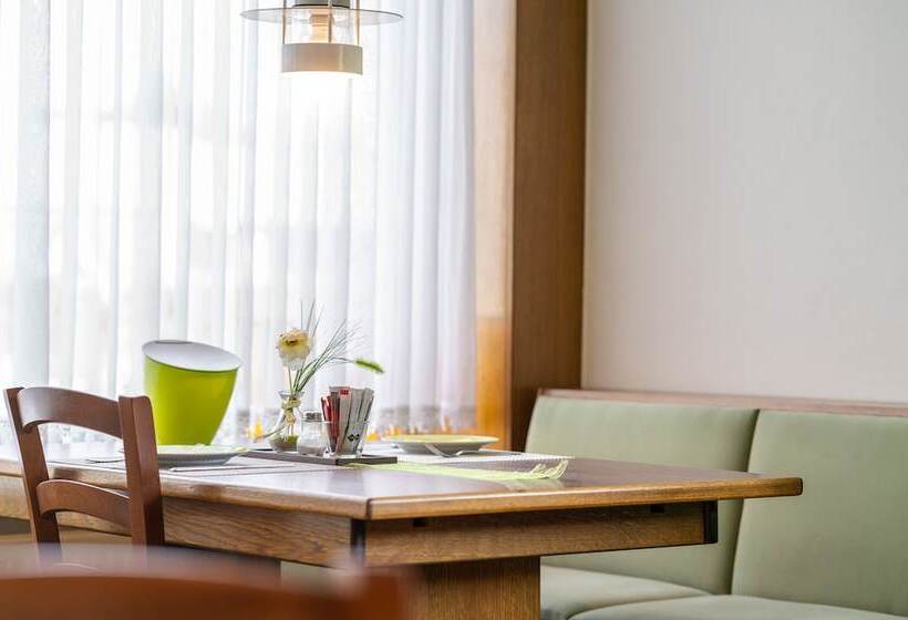 Hotelli Kniestedter Hof