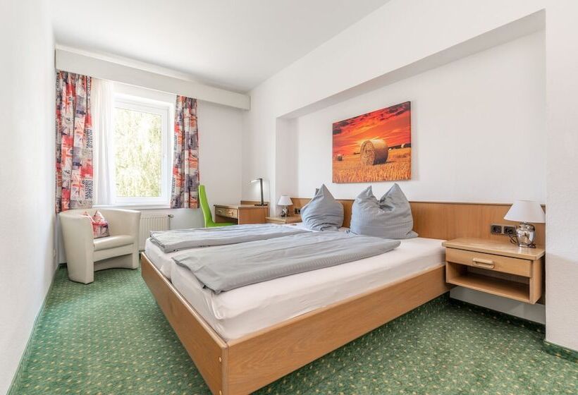 Hotelli Kniestedter Hof