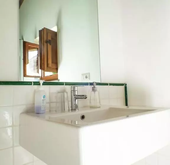 هتل La Casa Nova