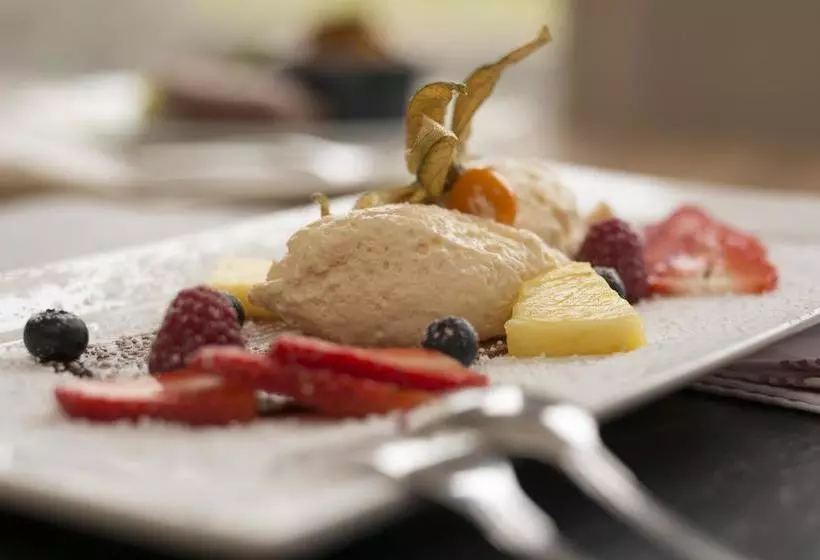 ホテル Restaurant Schettel