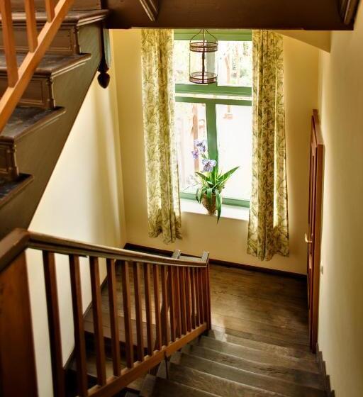 فندق Zum Hauenden Schwein