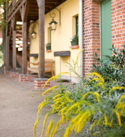 فندق Zum Hauenden Schwein