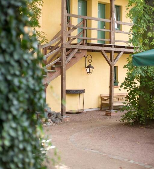 فندق Zum Hauenden Schwein