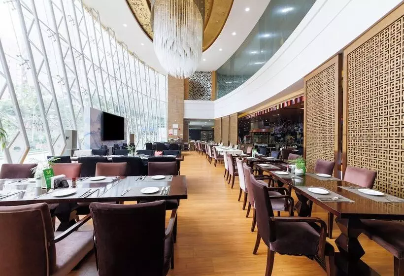 Hotelli Eurasia International