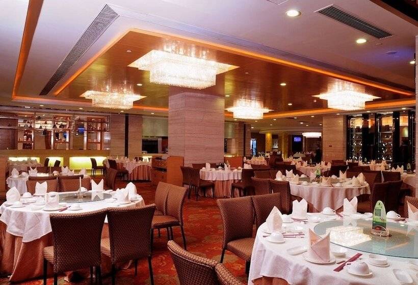 בית מלון כפרי Eurasia International