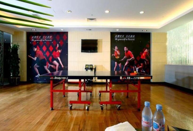 בית מלון כפרי Eurasia International