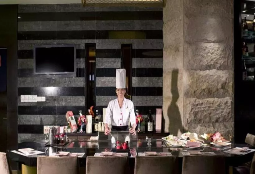 Hotelli Eurasia International