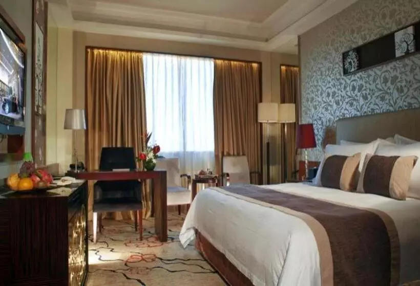 Hotelli Eurasia International
