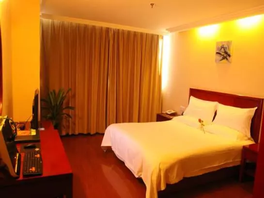 ホテル Greentree Inn Guiyang Penshuichi Business