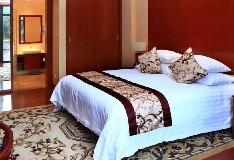 ホテル New Century Resort & Spa Puer
