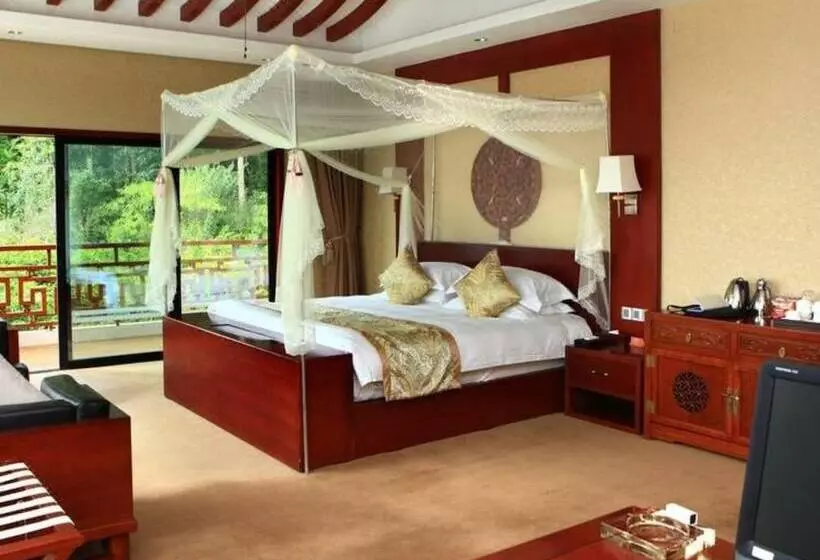ホテル New Century Resort & Spa Puer
