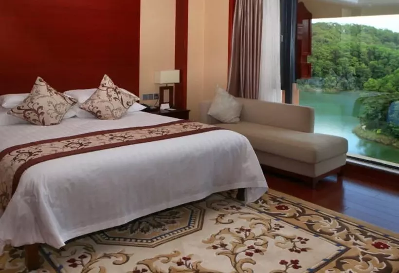 ホテル New Century Resort & Spa Puer