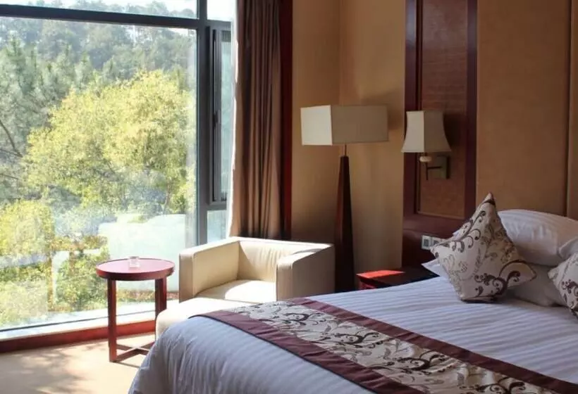 ホテル New Century Resort & Spa Puer