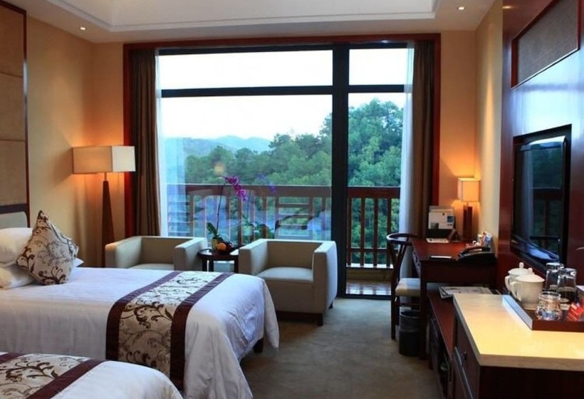 Отель New Century Resort & Spa Puer