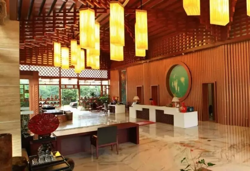ホテル New Century Resort & Spa Puer