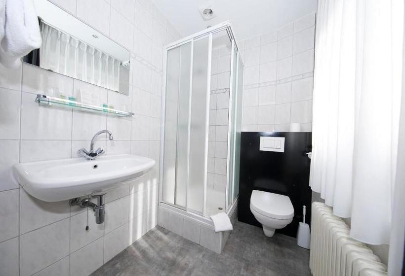 ホテル Restaurant St. Lambert