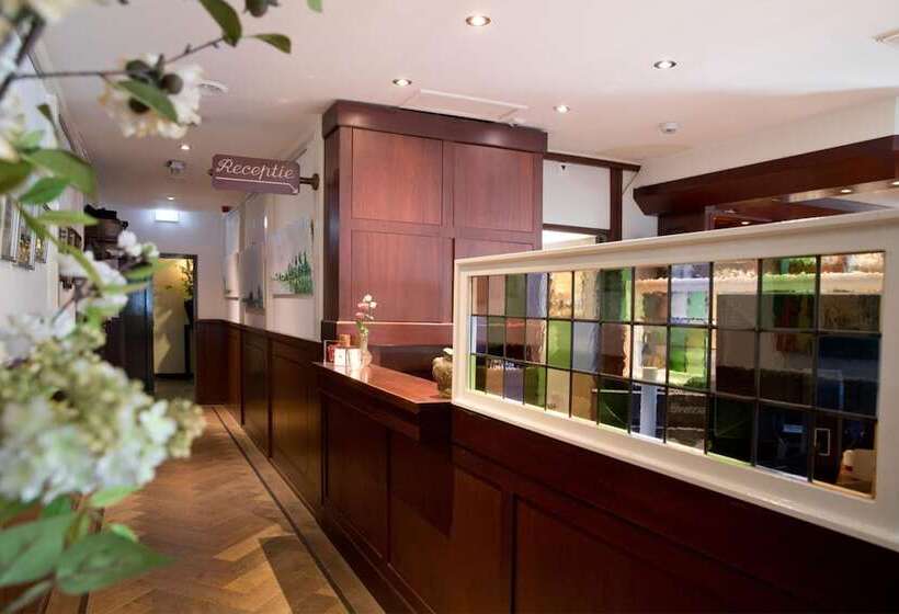 ホテル Restaurant St. Lambert