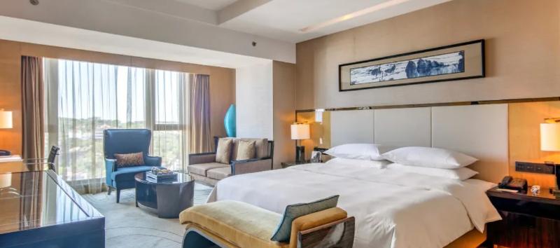 Hotel Shishi Lvdao International