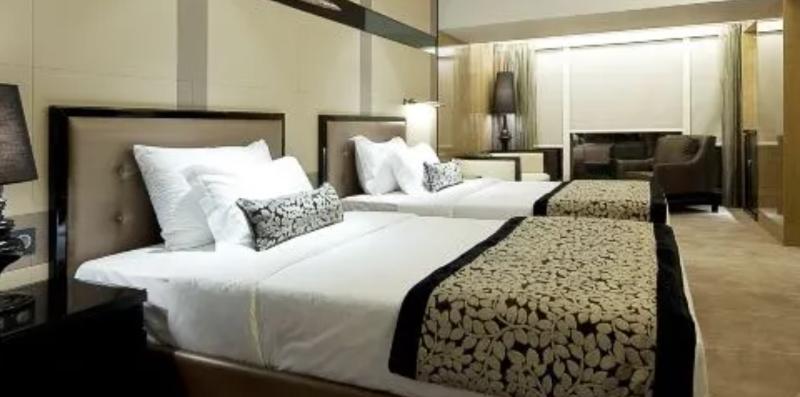 Hotel Shishi Lvdao International