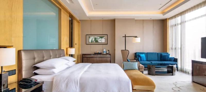 Hotel Shishi Lvdao International