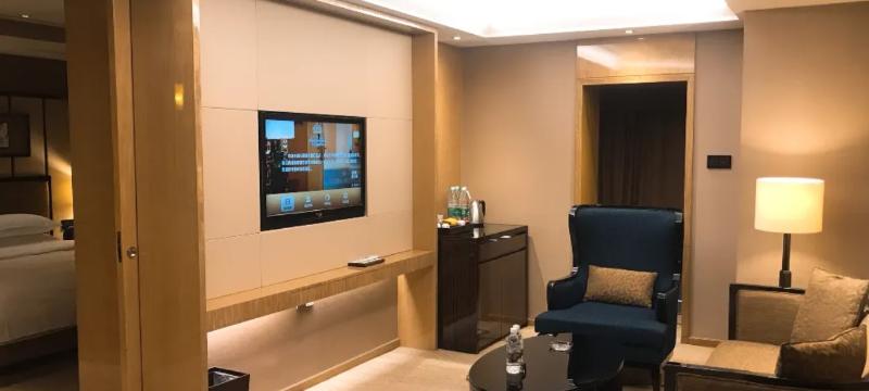 Hotel Shishi Lvdao International