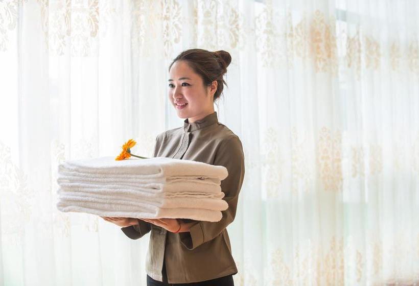 Vienna Hotel Beihai Beibu Bay Square