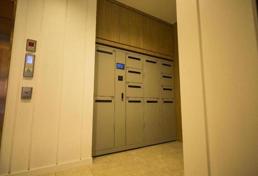 Hanting Premium Hotel Fengcheng Pedestrian Street