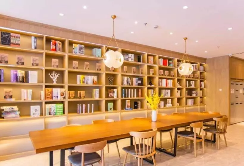 Hanting Premium Hotel Haining China Leather City