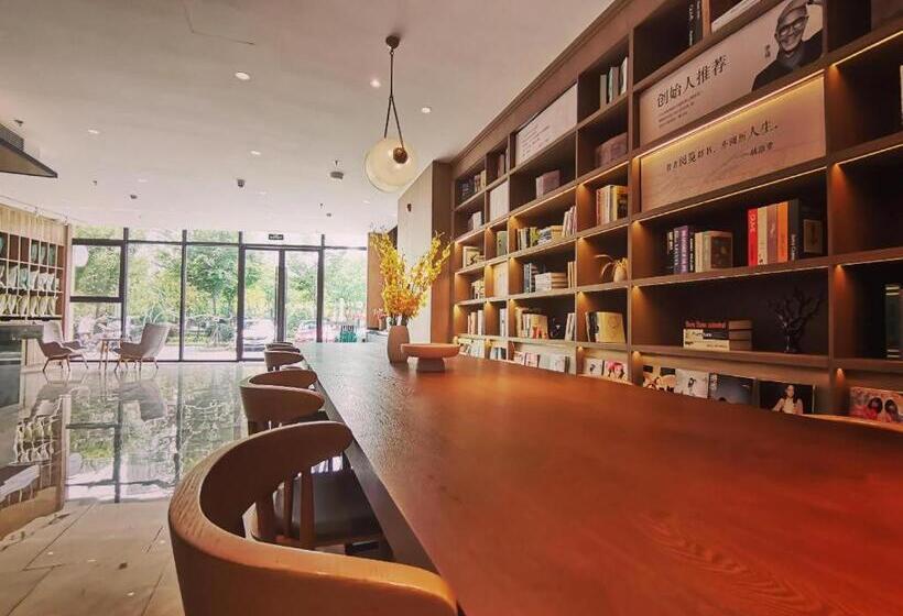 Hanting Premium Hotel Haining China Leather City