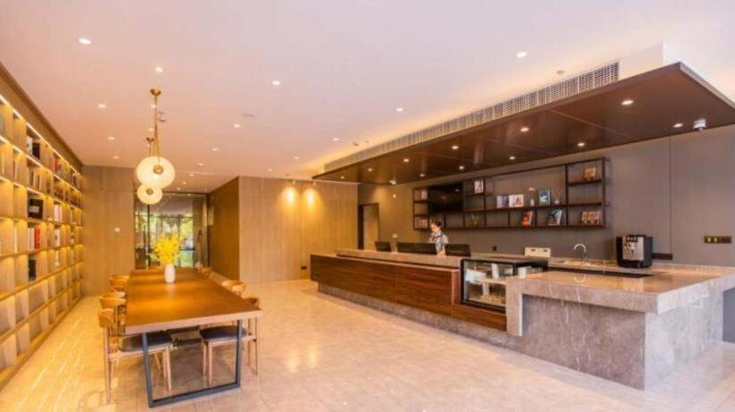 Hanting Premium Hotel Haining China Leather City