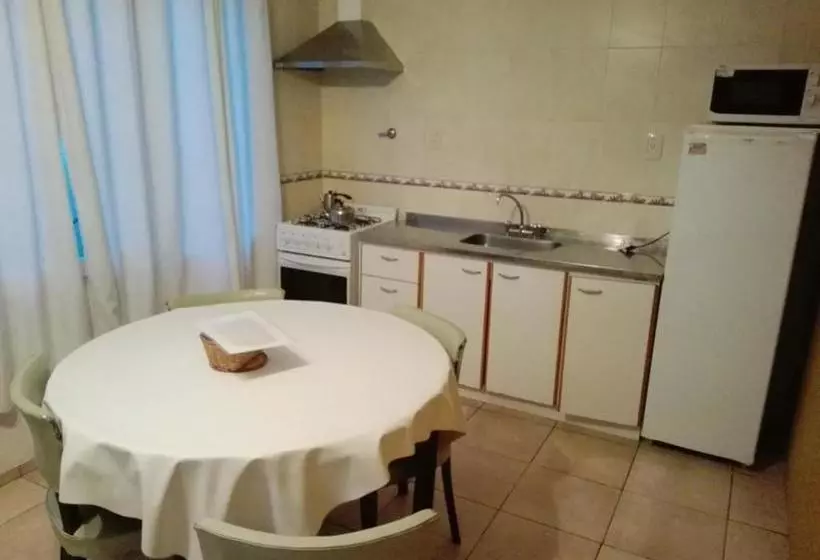 Apart Hotel Cavis